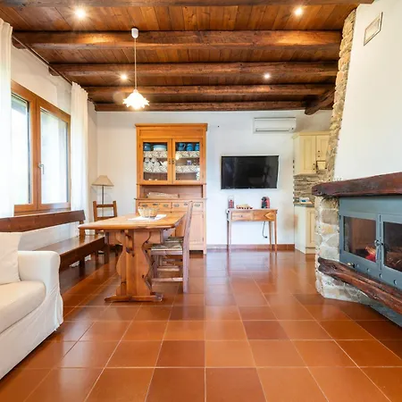 Casa Suestellas Holiday home