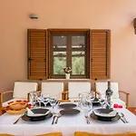 Casa Suestellas * 特乌拉达