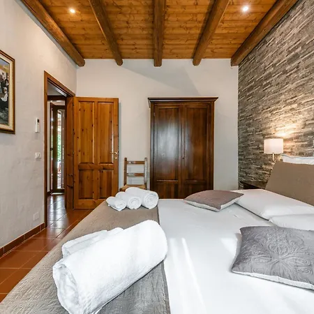 Holiday home Casa Suestellas *